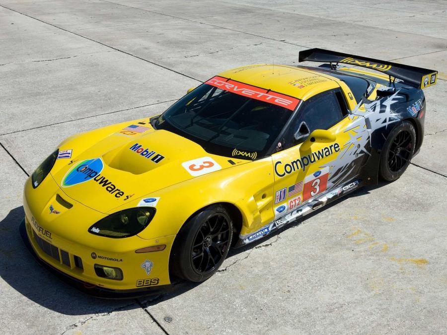  Chevrolet Corvette C6.R GT2 2010 года  (фото 15 из 16)